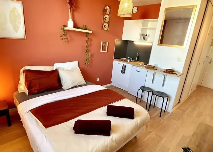 Splendide Studio Moderne - Proche Centre - Laverie